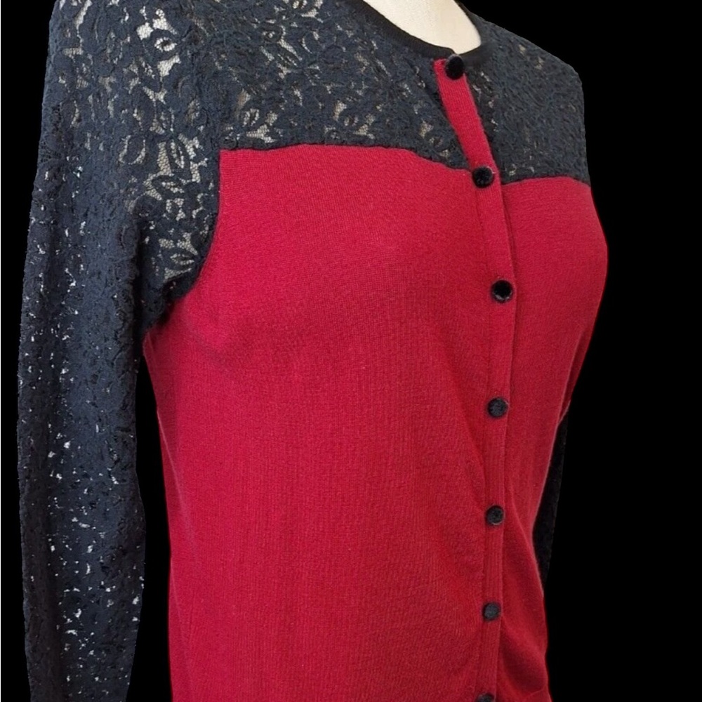 August Silk Black Lace Yoke Deep Red fits S-XL Velvet Covered Button Closure